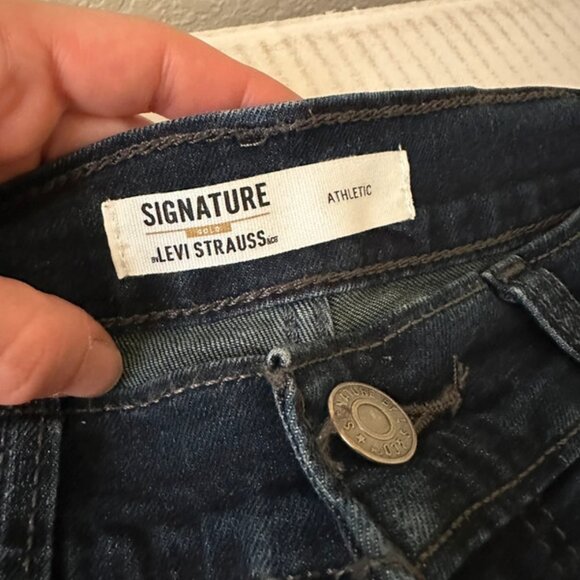 Levi Strauss Men Jeans - Picture 3 of 3